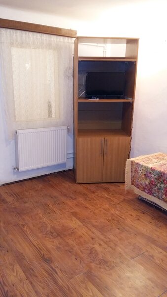 Rahova, str. Crizantemelor, la curte, contract ANAF